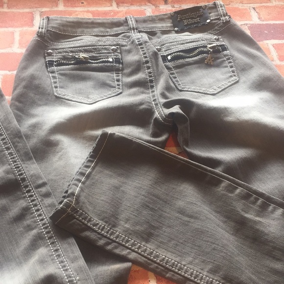 Antique Rivet Skinny Jeans - Picture 3 of 8